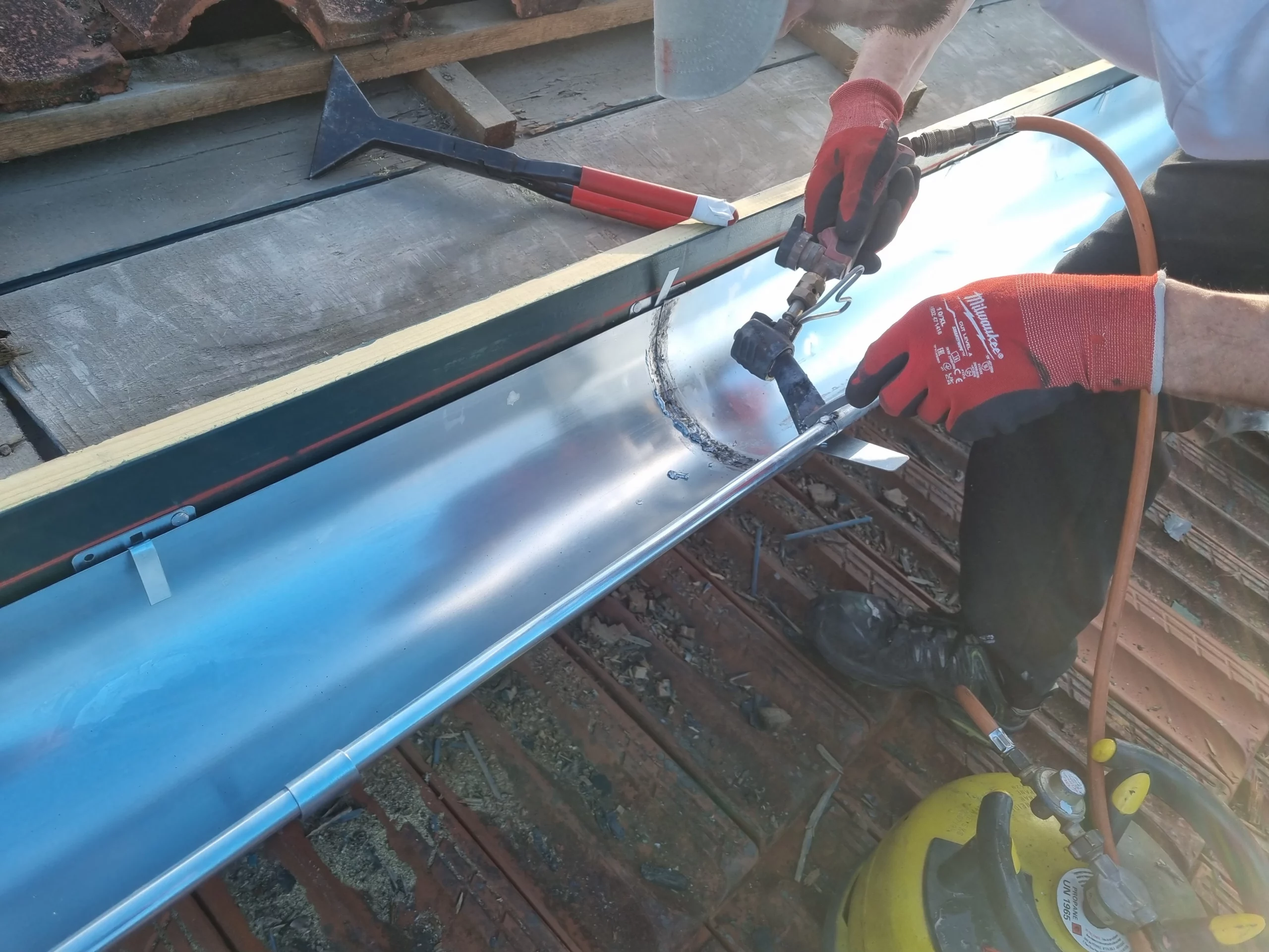 remplacement de gouttières zinc biarritz