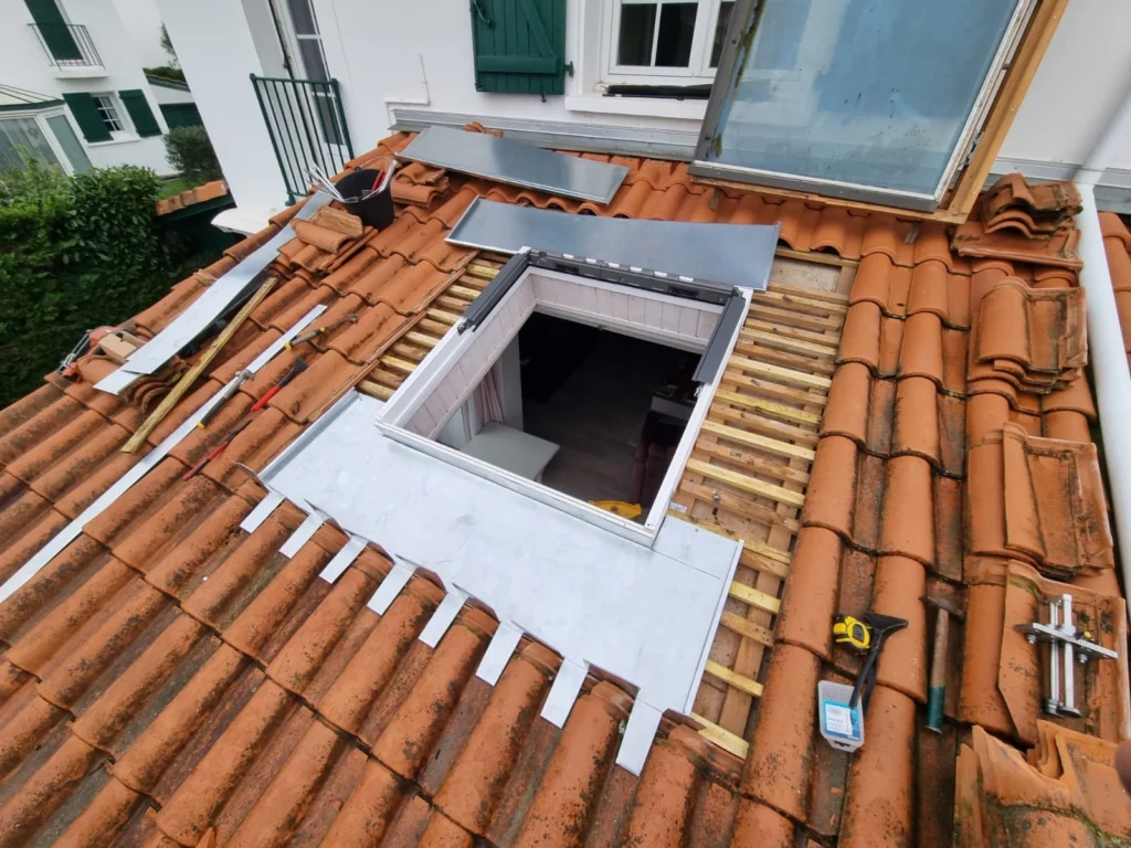 Remplacement Velux et abergement Zinc Anglet