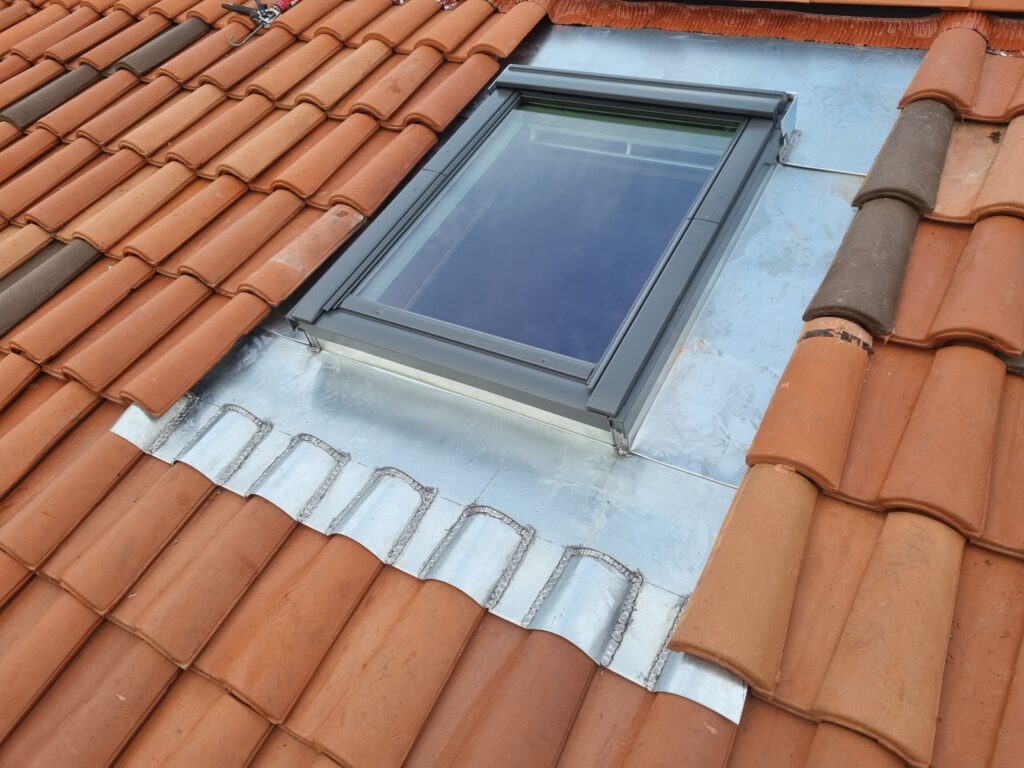 Remplacement et abergement VELUX à Bassussary