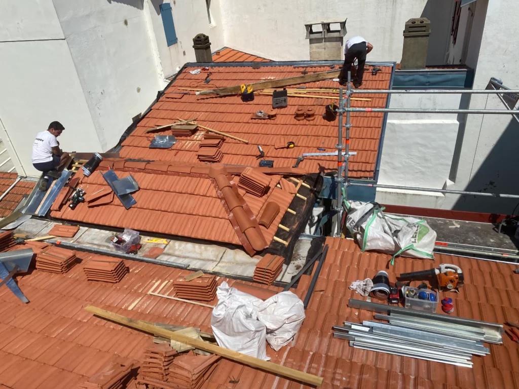 TOITURE : Remplacement complet de toiture/zinguerie (64200 BIARRITZ)